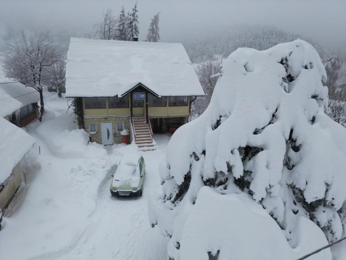 Guest House Family Varda Plitvice Lakes Plitvička Jezera Εξωτερικό φωτογραφία