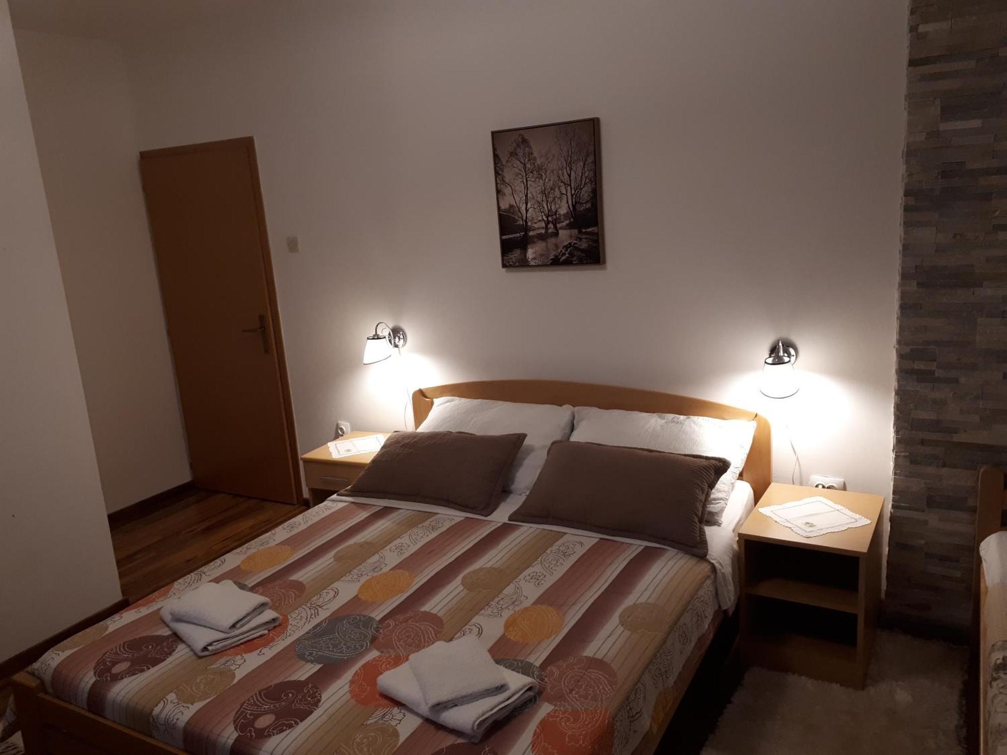 Guest House Family Varda Plitvice Lakes Plitvička Jezera Εξωτερικό φωτογραφία