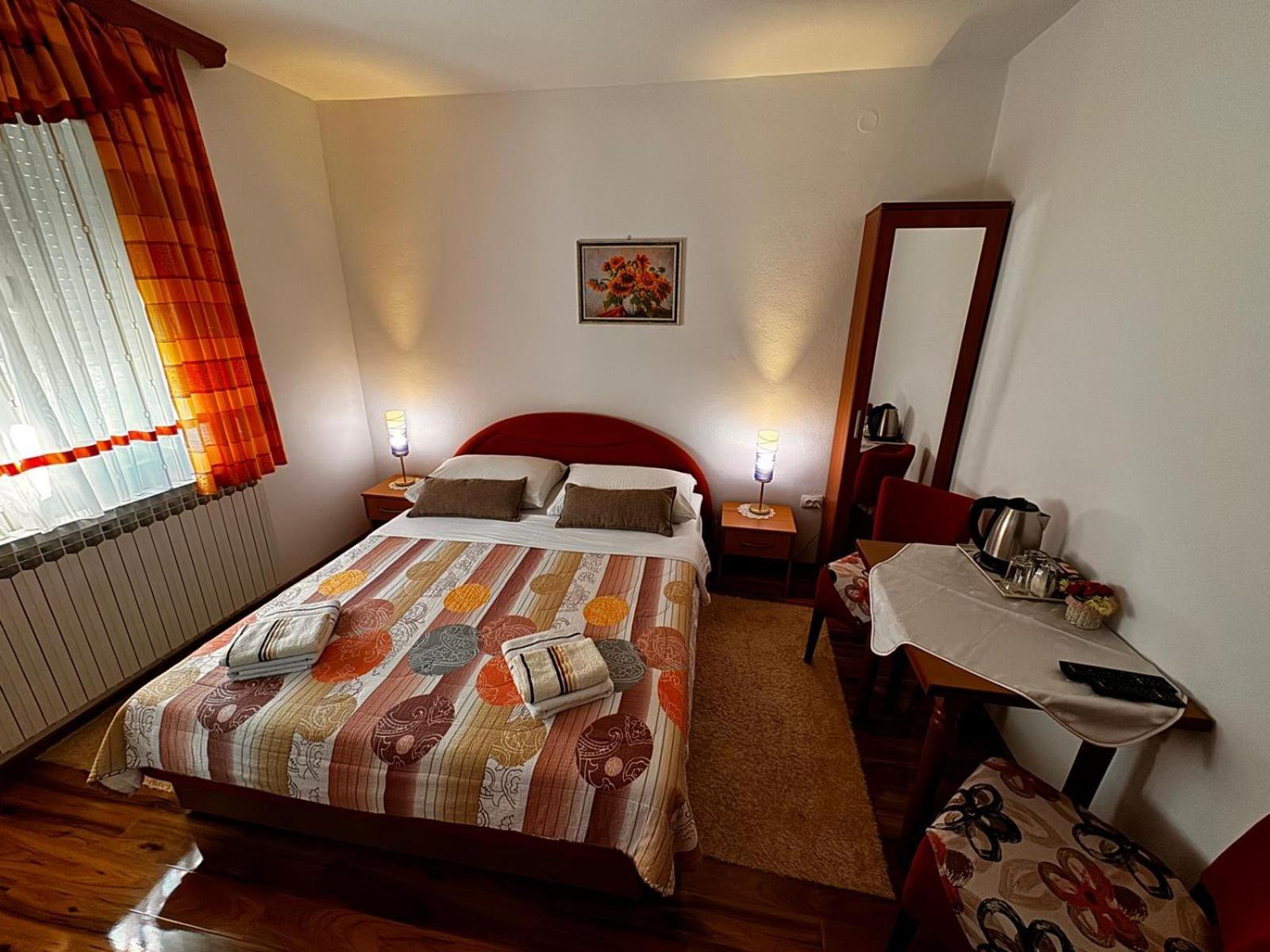 Guest House Family Varda Plitvice Lakes Plitvička Jezera Εξωτερικό φωτογραφία
